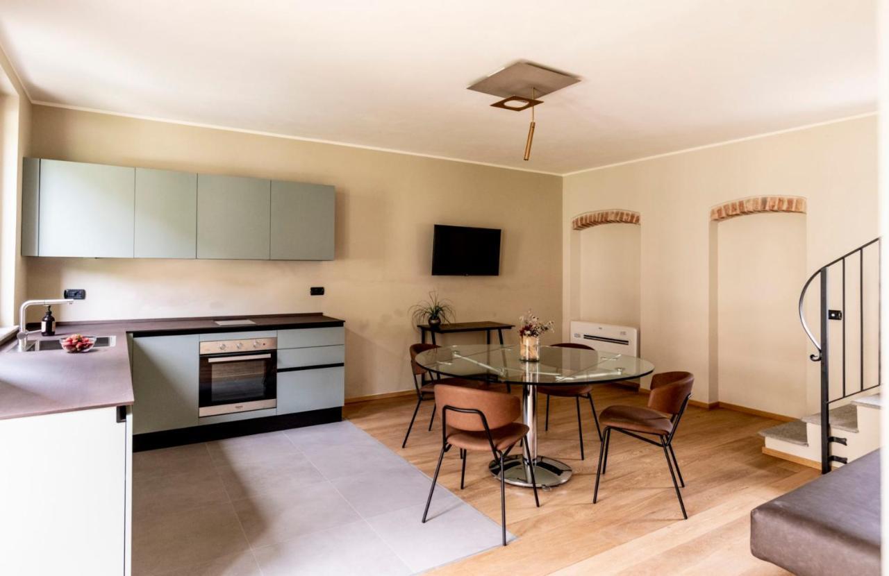 Parco Reala // Rural - Luxury - Rooms Corneliano d'Alba Екстериор снимка