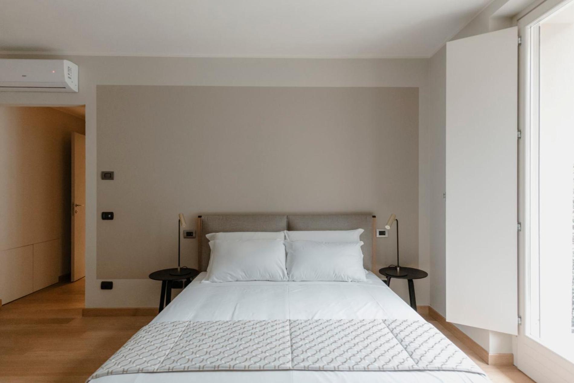 Parco Reala // Rural - Luxury - Rooms Corneliano d'Alba Стая снимка