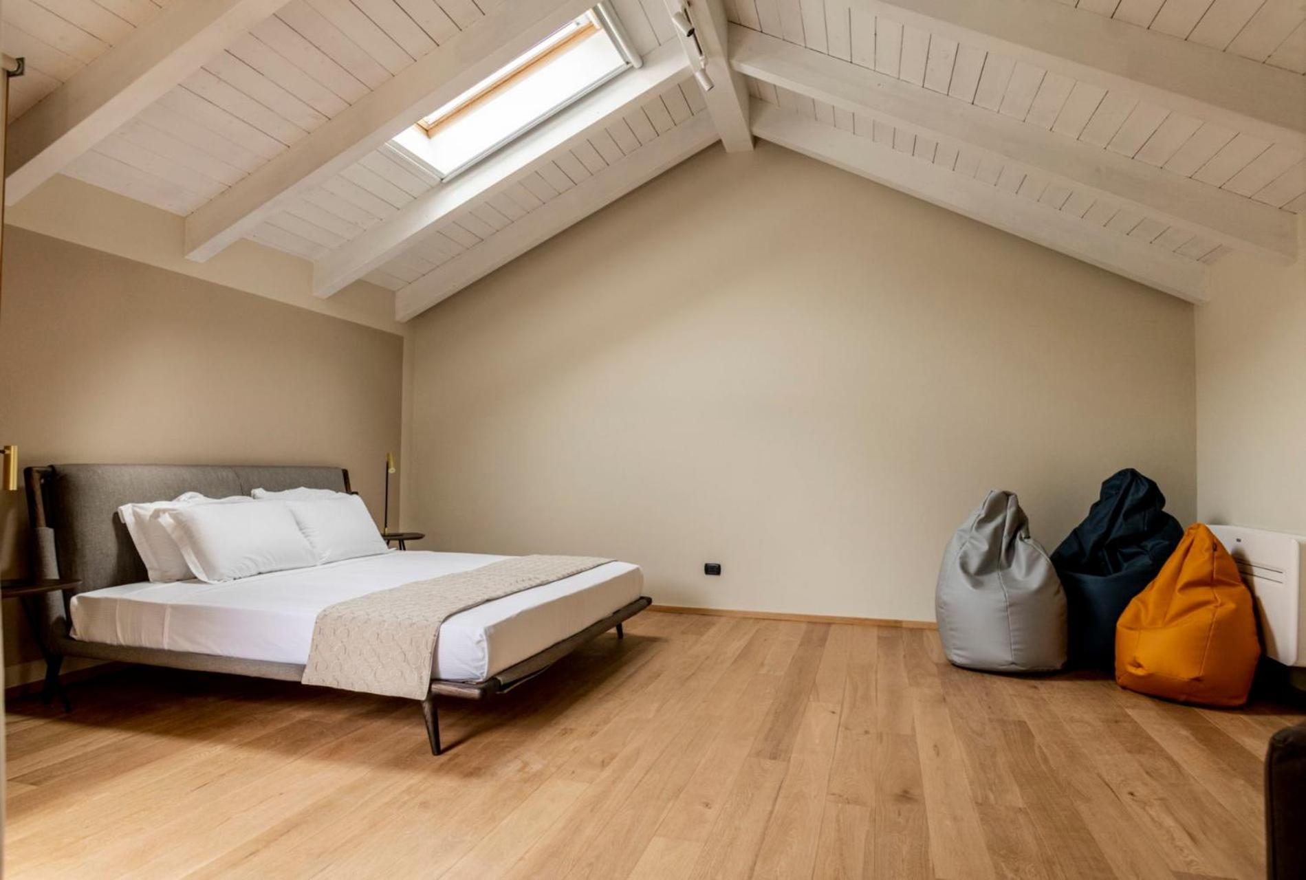 Parco Reala // Rural - Luxury - Rooms Corneliano d'Alba Стая снимка